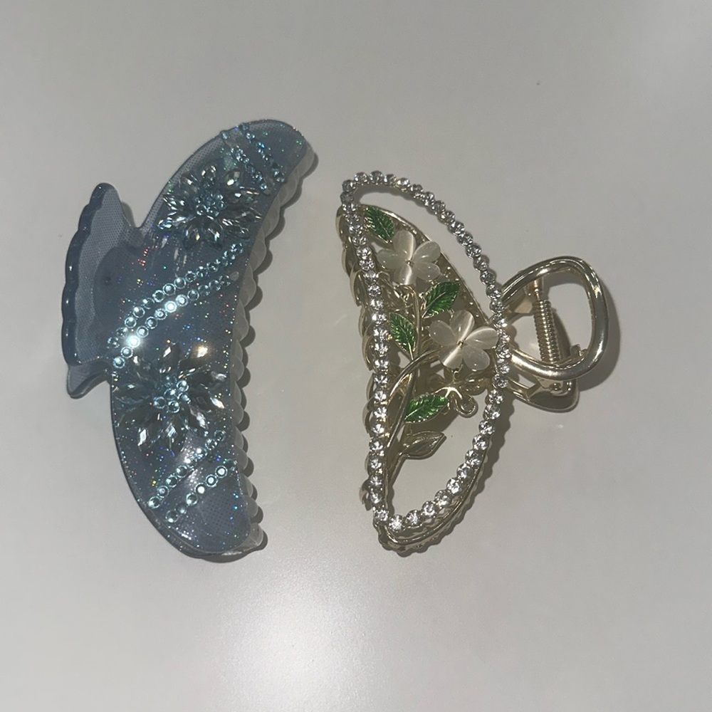 Beautiful butterfly clips